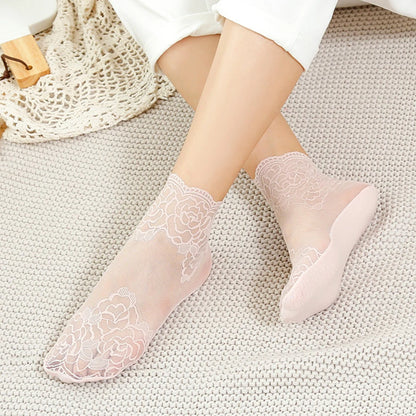 Summer Woman Lace Socks Flower Hollow Out Hosiery Breathable Cool Mesh Socks for Female Thin Transparent Foot Socks Ankle Socks